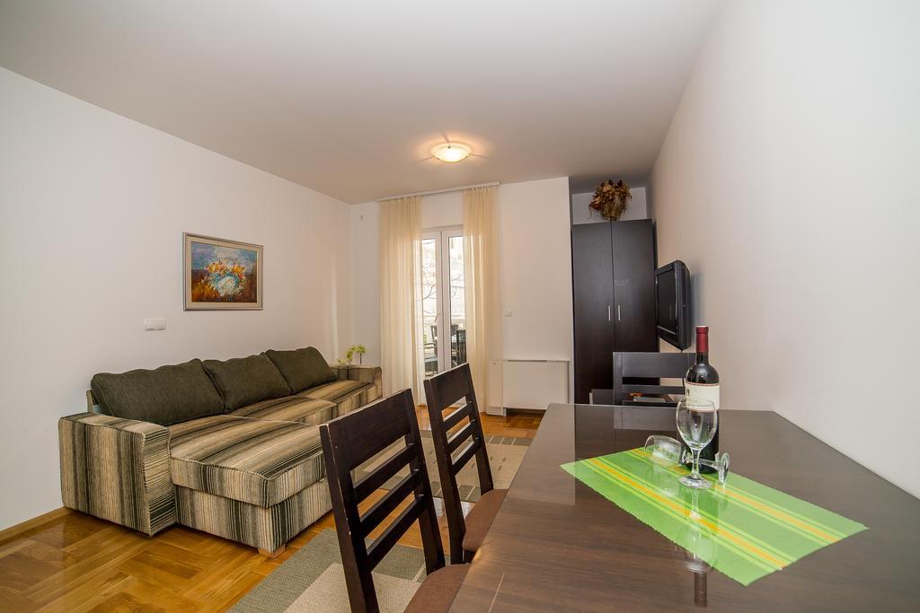 Apartments Kristina Makarska Chambre photo