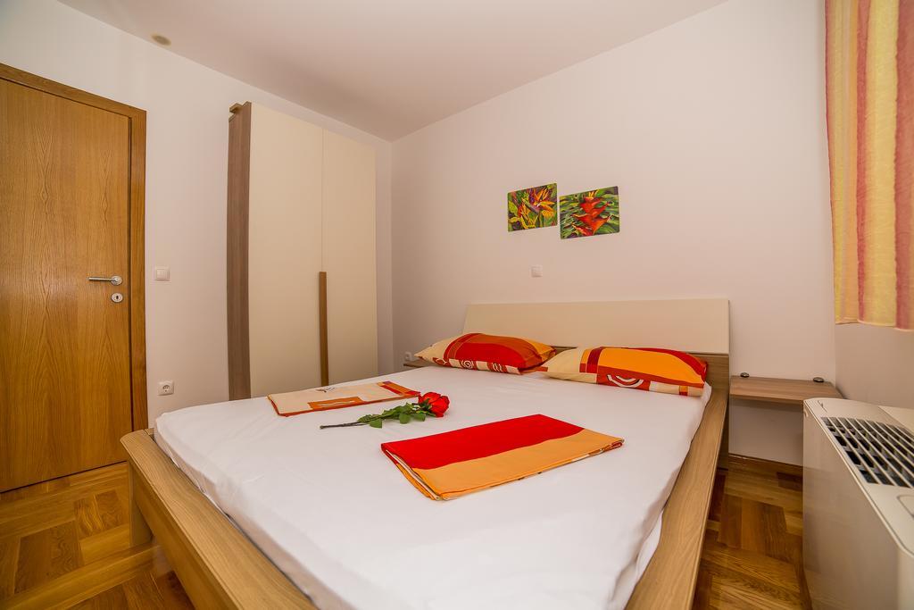 Apartments Kristina Makarska Extérieur photo