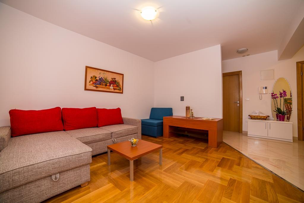 Apartments Kristina Makarska Chambre photo