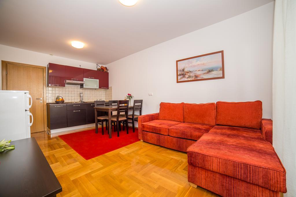Apartments Kristina Makarska Extérieur photo