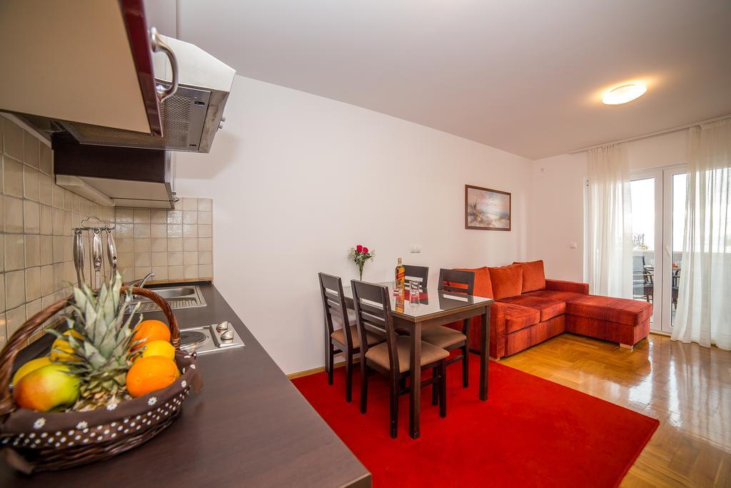 Apartments Kristina Makarska Extérieur photo