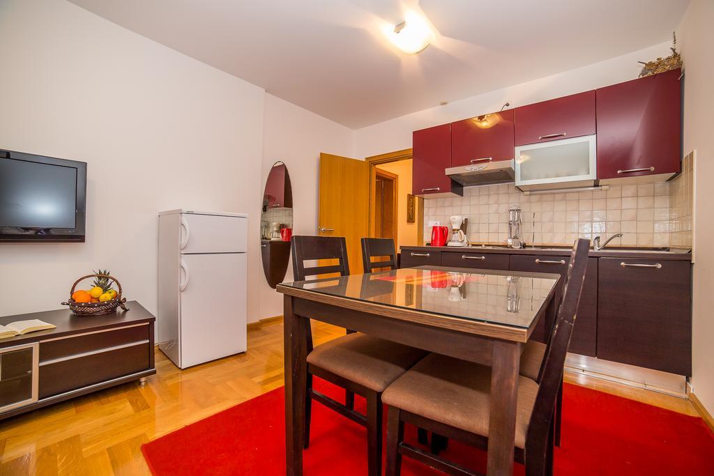 Apartments Kristina Makarska Extérieur photo