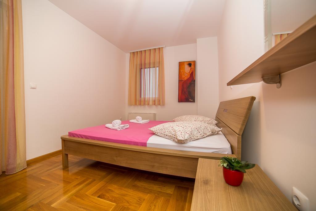 Apartments Kristina Makarska Extérieur photo