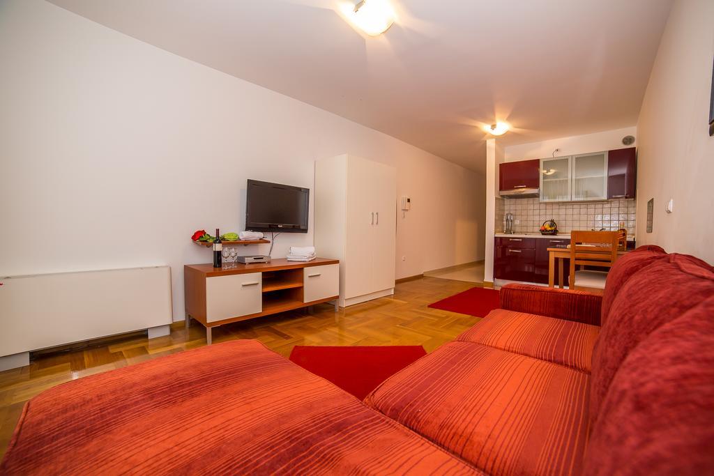 Apartments Kristina Makarska Extérieur photo